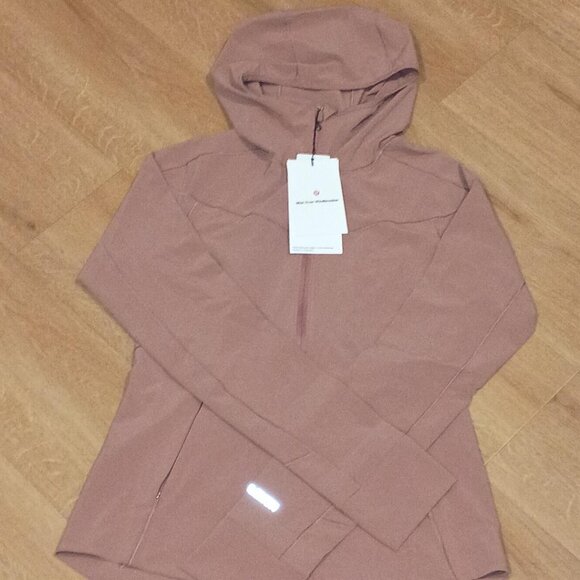 NWT Lululemon Mist Over Windbreaker- RED CLAY - Picture 5 of 6